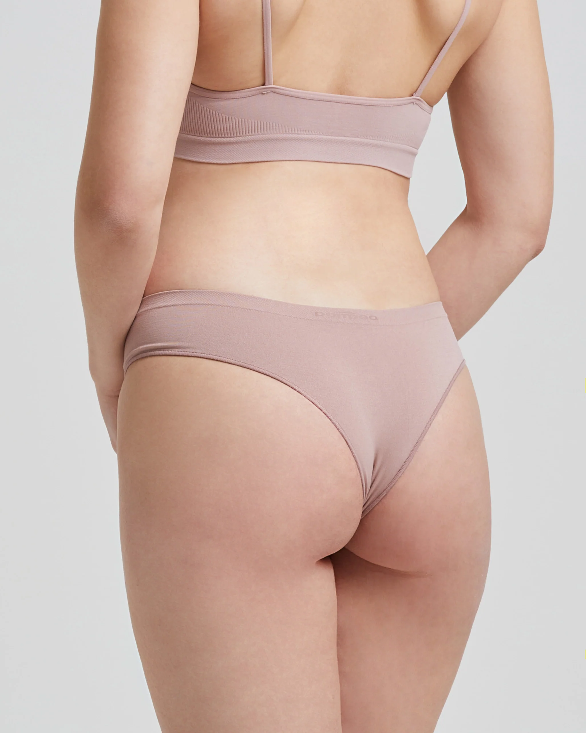 MODA PE 25 | INTIMO DONNA SKIN SHADES