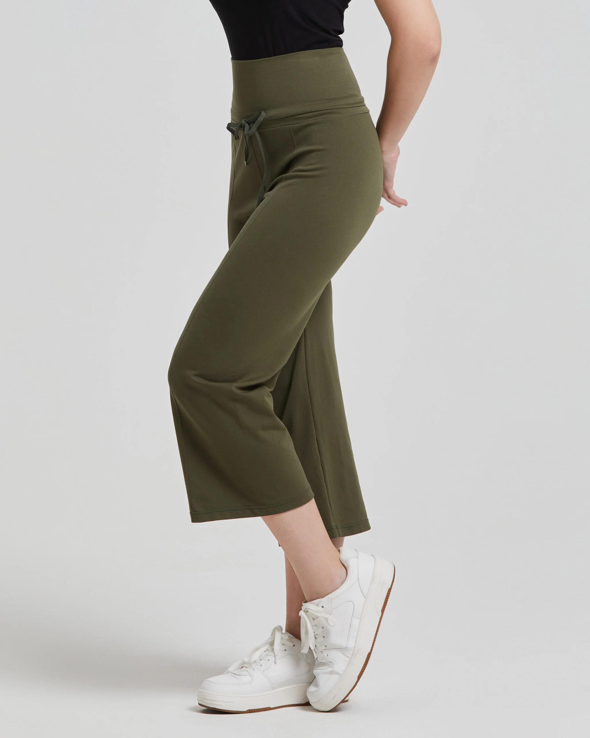 Cropped Walk - Image 2