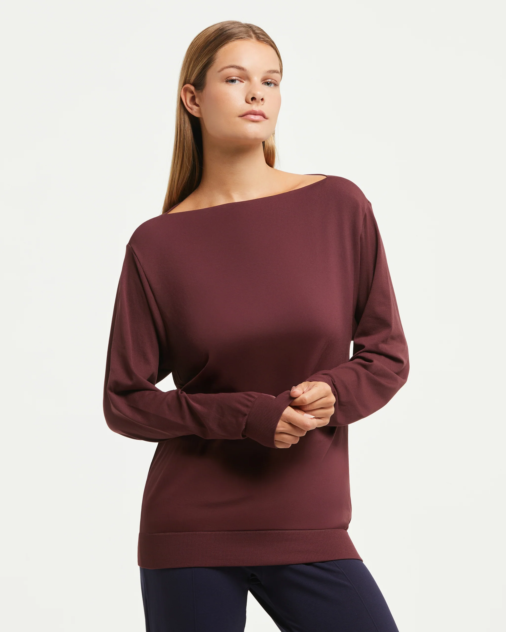 Maglia scollo barchetta seamless
