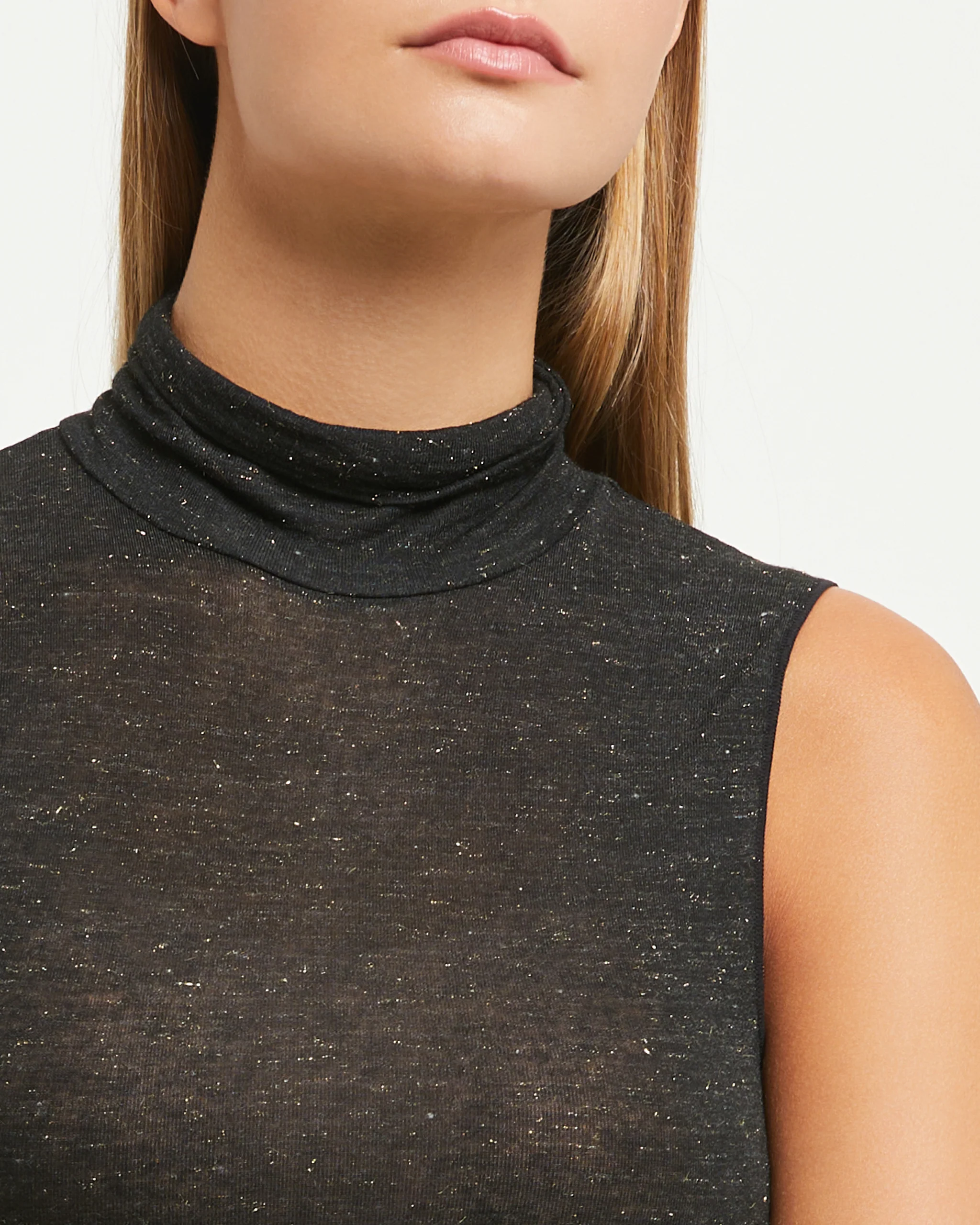 Maglia smanicata collo alto in modal cashmere con lamé - Image 4