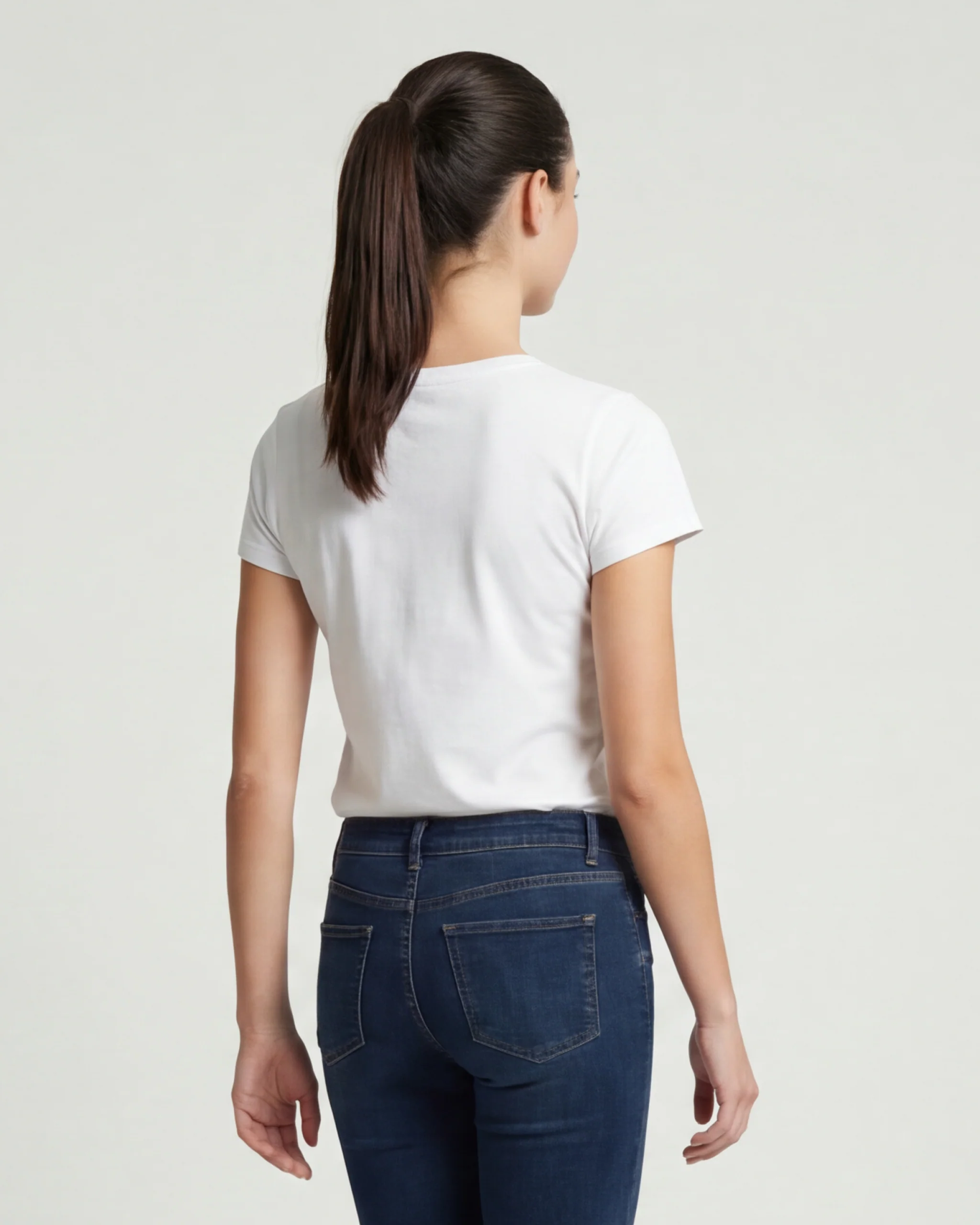 T-shirt donna "Leone" by Luigi Torres Cerciello - Image 3