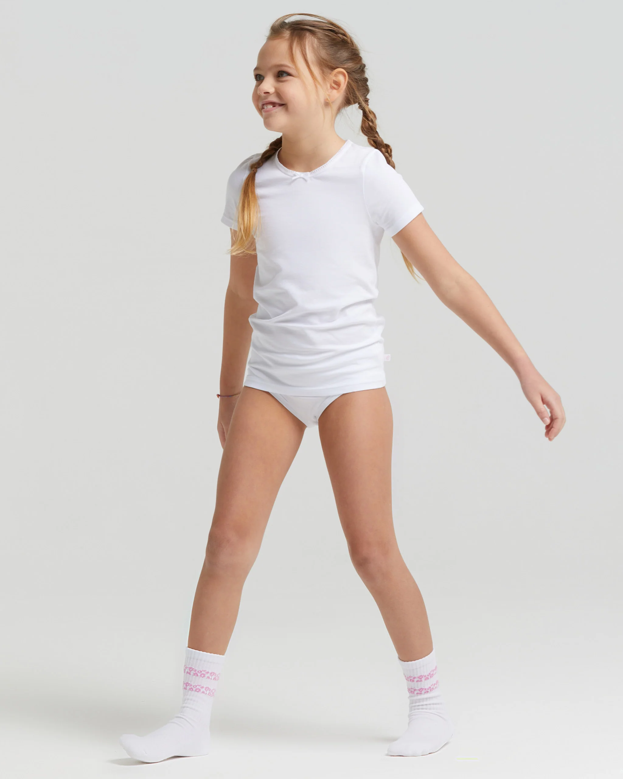 T-shirt girocollo bimba in cotone organico - Image 2