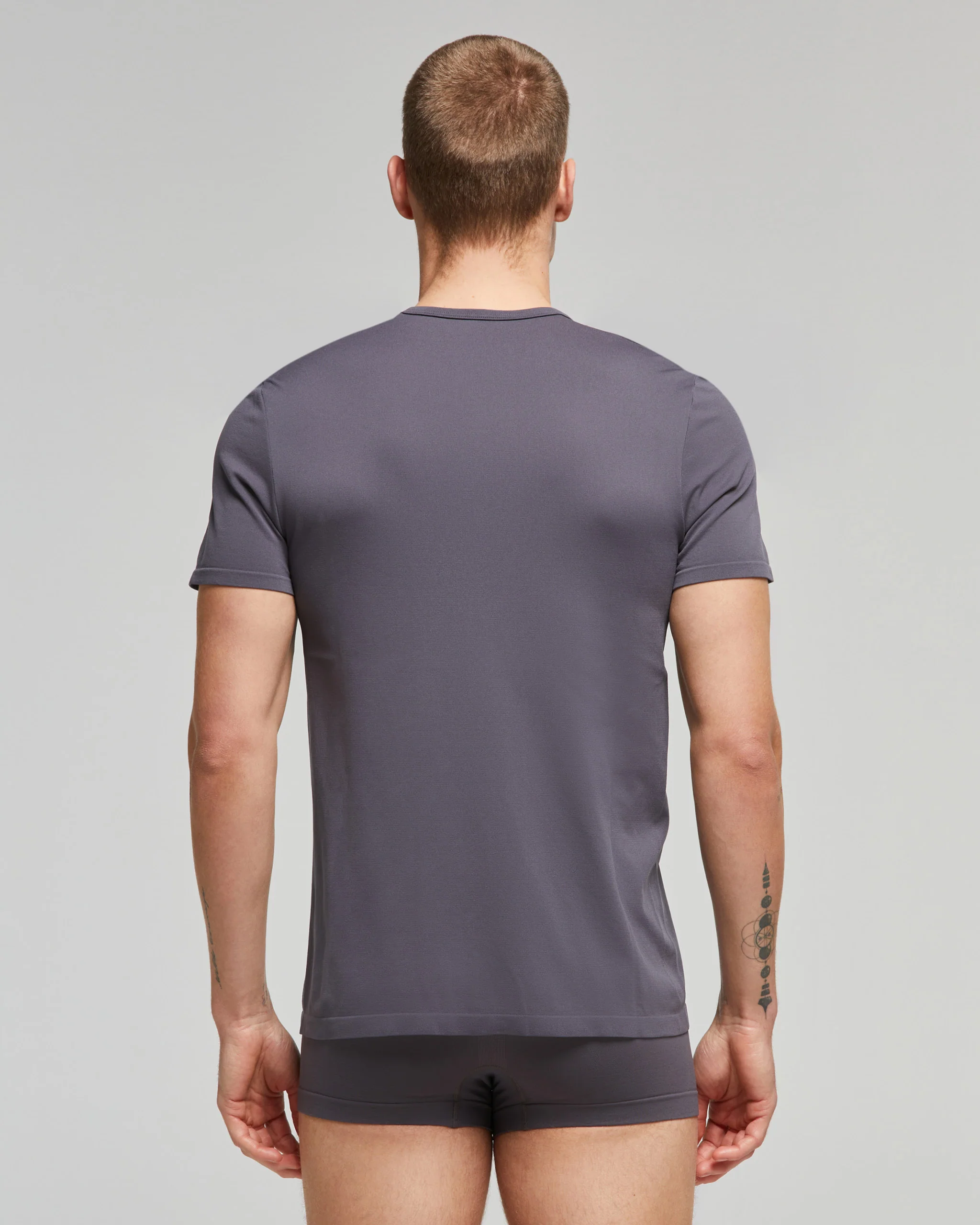 T-Shirt Seamless - Image 4